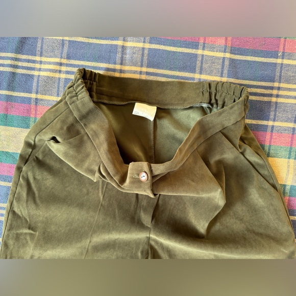 Vintage Pleated Green Trousers - Picture 3 of 13